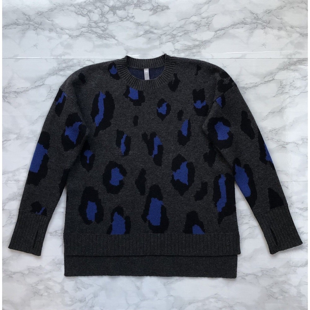 Athleta Womens Medium Animal Print Sweater Cashmere Wool Blend Gray Blue - Picture 2 of 11